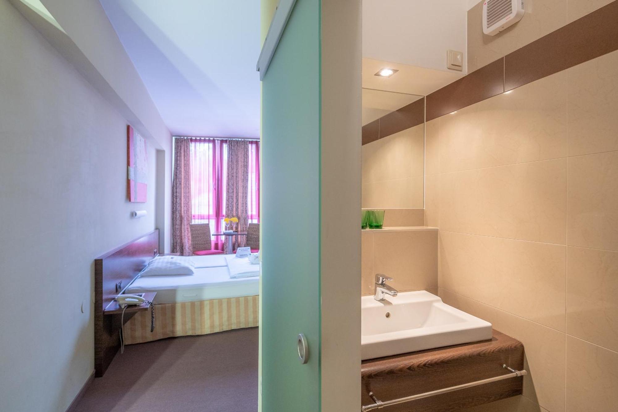 Parkhotel Айзенштадт Экстерьер фото